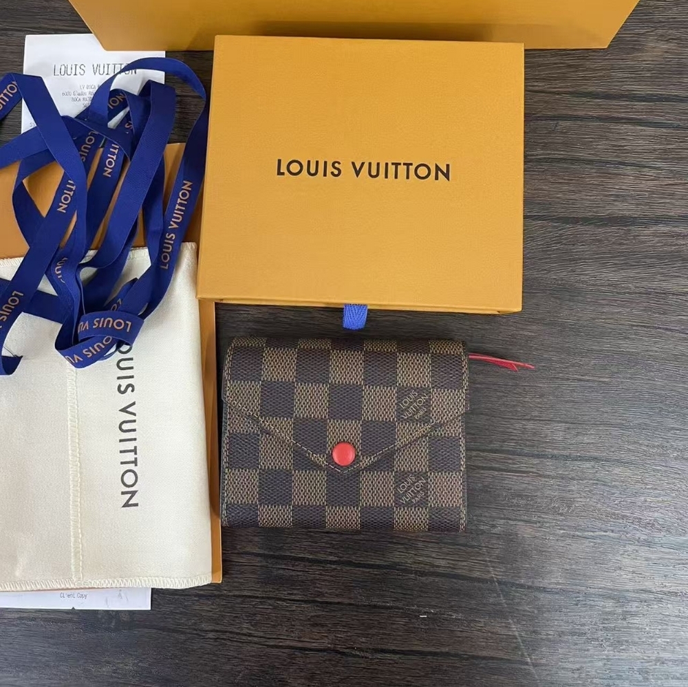 Louis Vuitton Victorine Wallet - Picture 10 of 10